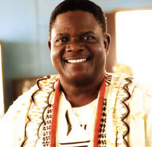 Kola Oyewo Biography