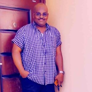 Solomon Akiyesi Biography