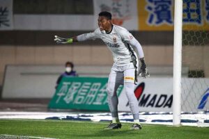 Zion Suzuki Biography